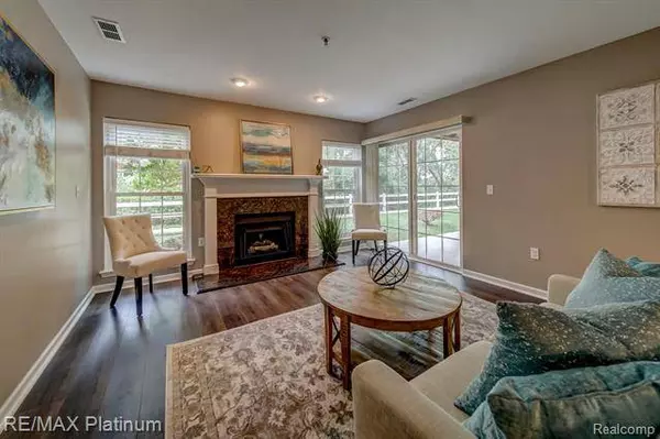 4354 Deeside Drive, Brighton, MI 48116