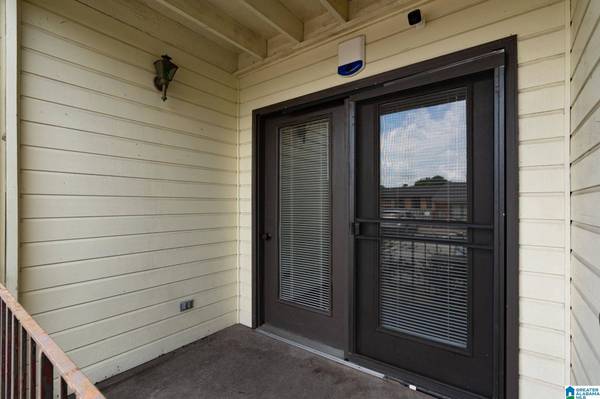 3321 CHASE LANE #3321, Birmingham, AL 35215