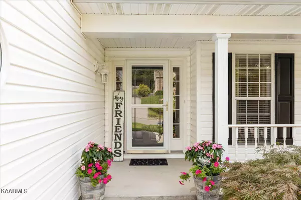 5662 Eagle Crest LN, Knoxville, TN 37921