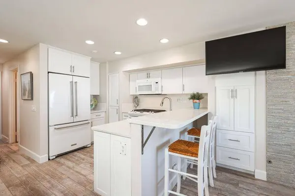 3542 Bayside Walk, San Diego, CA 92109