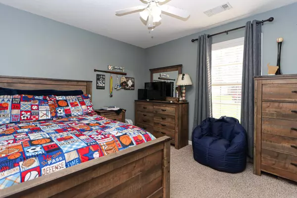 7404 Deerwood Drive, Paragould, AR 72450