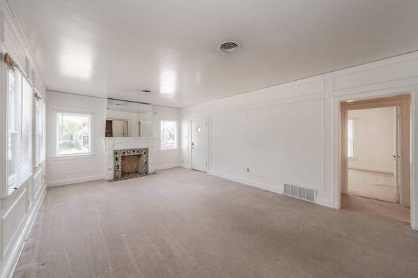 2100 Stanley Avenue, Fort Worth, TX 76110