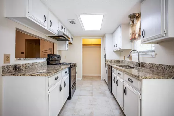 3940 Windflower Lane, Fort Worth, TX 76137