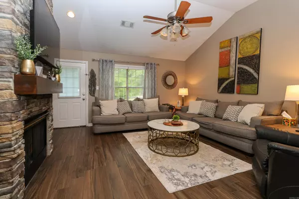 7404 Deerwood Drive, Paragould, AR 72450