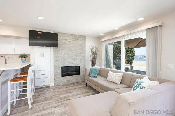 3542 Bayside Walk, San Diego, CA 92109