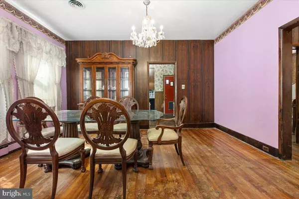 2215 SULPHUR SPRING RD, Halethorpe, MD 21227