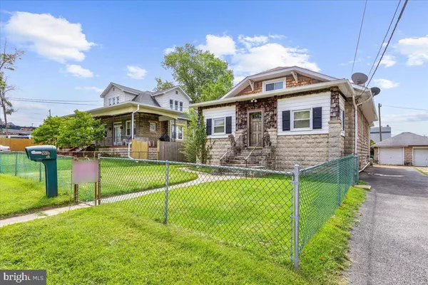 2215 SULPHUR SPRING RD, Halethorpe, MD 21227