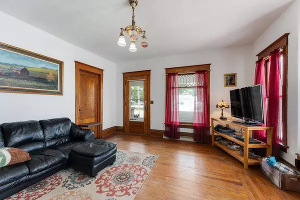 108 Madison Street, Rock Springs, WI 53961