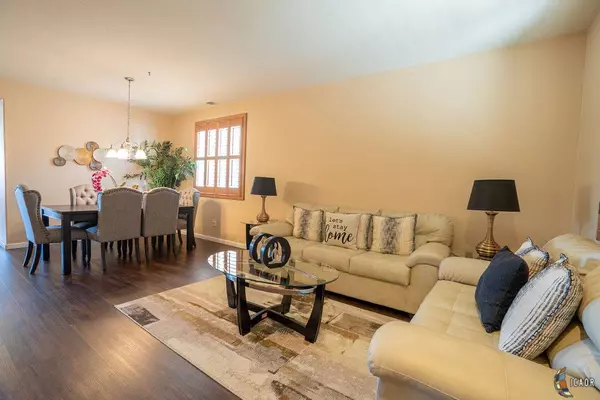 2696 Jade Tree St, Imperial, CA 92251