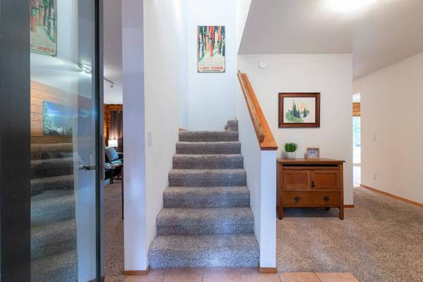 12856 Solvang Way, Truckee, CA 96161-0000