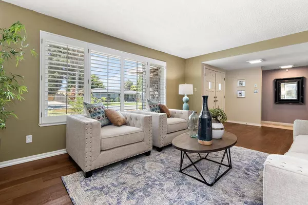 6611 Benham WAY, Sacramento, CA 95831