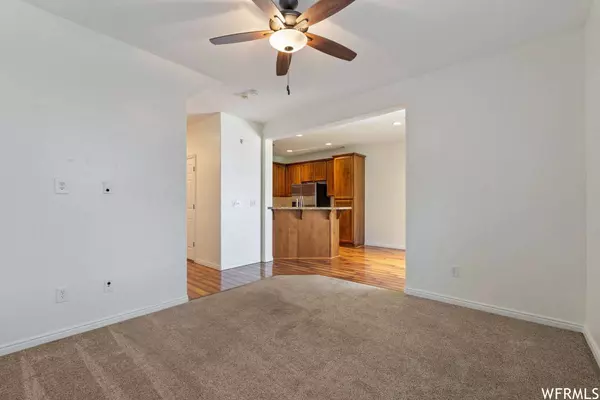 858 W HALSTEAD DR N, North Salt Lake, UT 84054