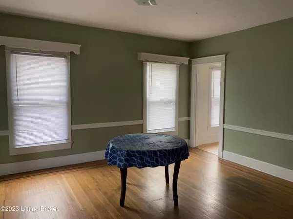 3234 Virginia Ave, Louisville, KY 40211