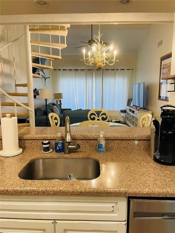 4801 SAXON DR #B-312, New Smyrna Beach, FL 32169