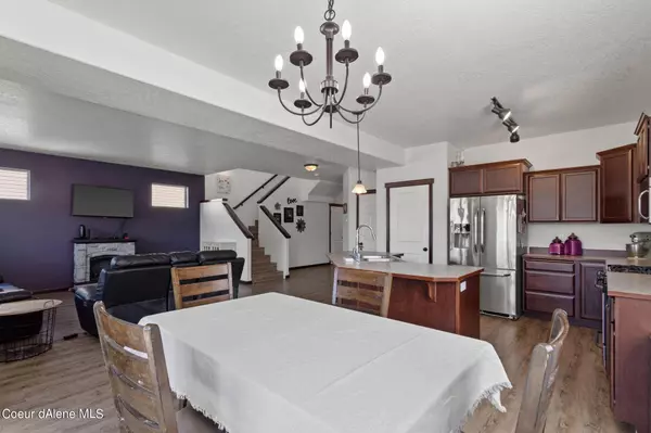 12318 W Farnsworth Ave, Post Falls, ID 83854