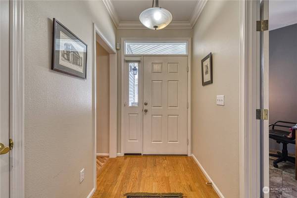 3829 67th Avenue Ct W, University Place, WA 98466