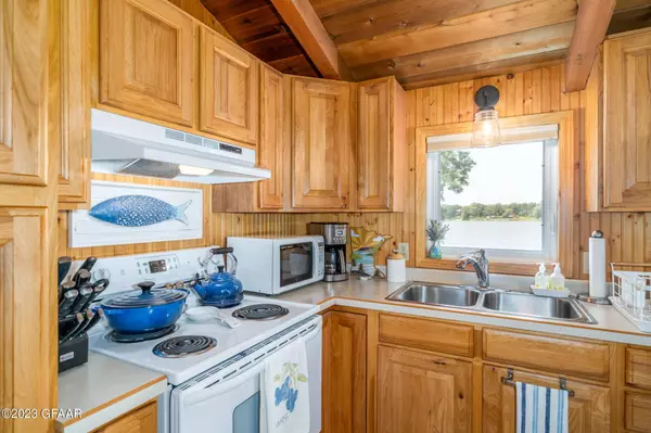 13538 ELMER HANSON Drive SE, Erskine, MN 56736