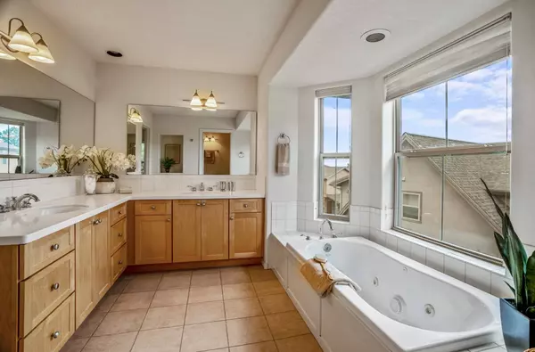 4965 N Sol, Los Alamos, NM 87544