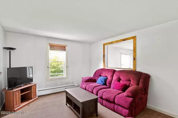 158 Pine Avenue, Glenville, NY 12302