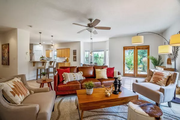 4965 N Sol, Los Alamos, NM 87544