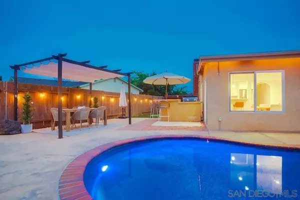 11389 Clearspring Rd, San Diego, CA 92126