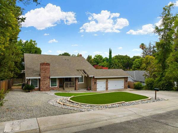 7252 Willowbank WAY, Carmichael, CA 95608