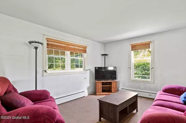 158 Pine Avenue, Glenville, NY 12302