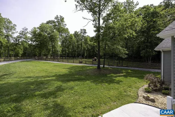 273 HILLBILLY LN, Shenandoah, VA 22849