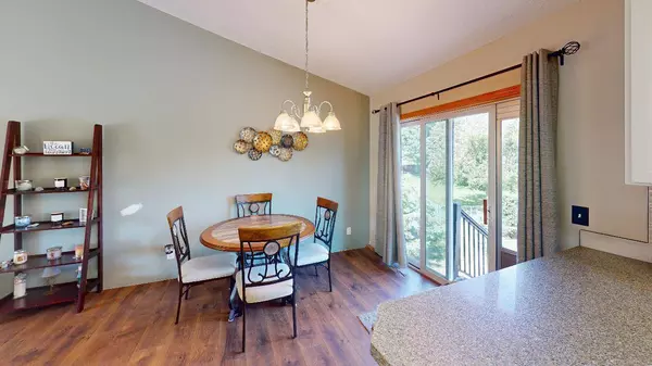 414 11th AVE NW, Isanti, MN 55040