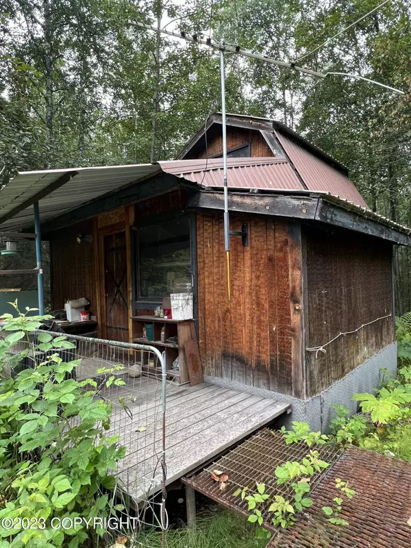 22303 Bernie AVE, Chugiak, AK 99567