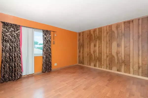 17730 Pheasant LN, Country Club Hills, IL 60478