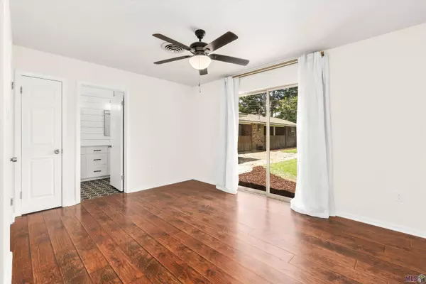 325 SEYBURN DR, Baton Rouge, LA 70808