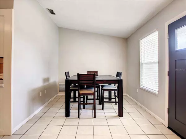 3902 LAKE SHORE DR, Palm Harbor, FL 34684