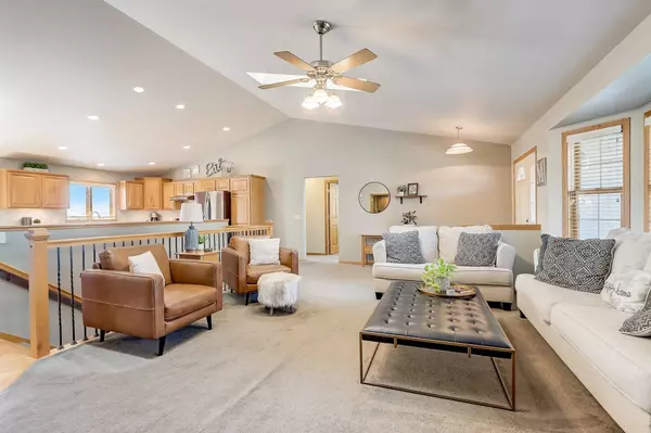 402 Chelsea Way, Dane, WI 53529