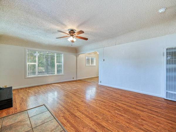 1410 Lakeview Ave, Klamath Falls, OR 97601