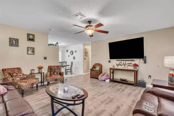 20091 SUNCREST DR, Brooksville, FL 34601