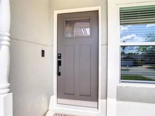 3902 LAKE SHORE DR, Palm Harbor, FL 34684