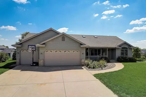 402 Chelsea Way, Dane, WI 53529