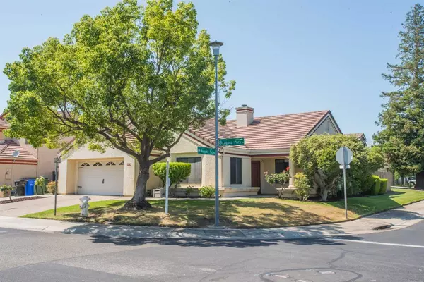 5163 Laguna Park DR, Elk Grove, CA 95758