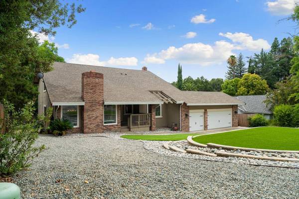 7252 Willowbank WAY, Carmichael, CA 95608