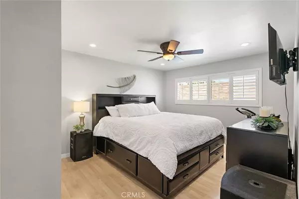 2455 Deodar ST #4, Santa Ana, CA 92705