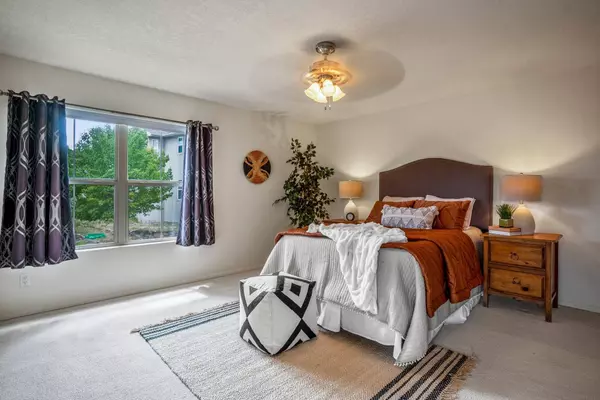 4965 N Sol, Los Alamos, NM 87544