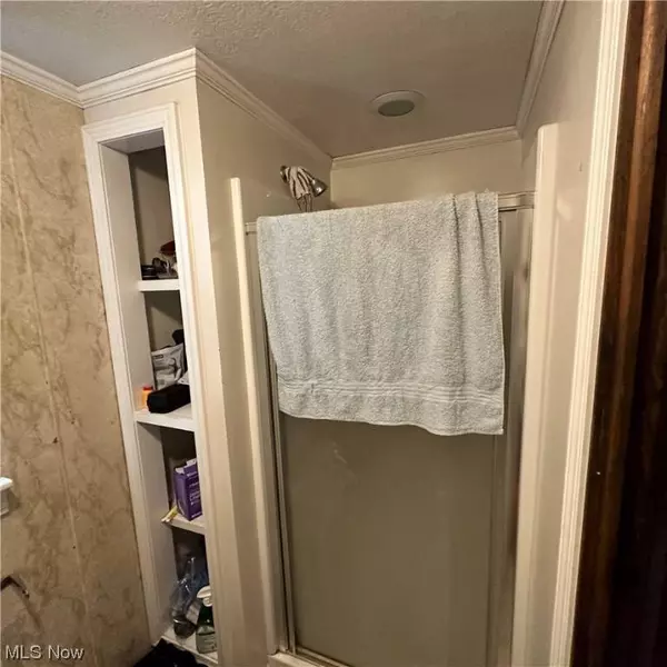 698 Patterson AVE, Akron, OH 44310