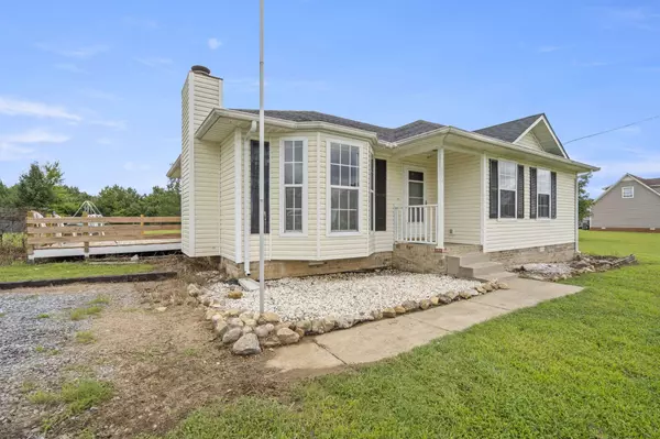 894 Delmont Church Rd, Cadiz, KY 42211