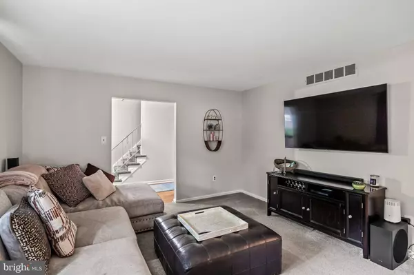 10 MISSISSIPPI TRL, Medford, NJ 08055