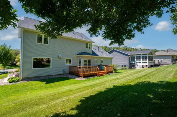 1927 Fox Valley DR SW, Rochester, MN 55902