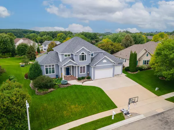 4710 Birdie LN NW, Rochester, MN 55901