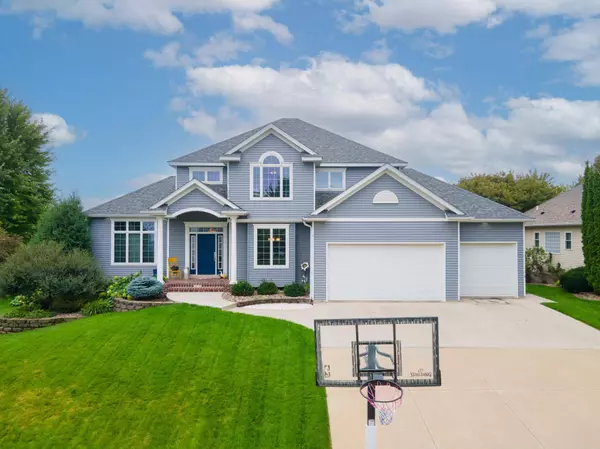 4710 Birdie LN NW, Rochester, MN 55901
