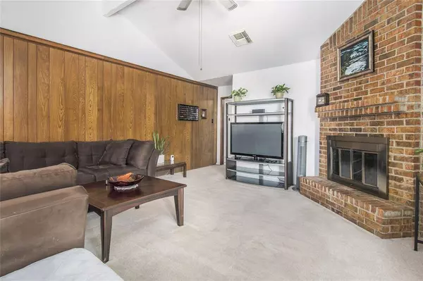 4414 Jamaica LN, Pasadena, TX 77505