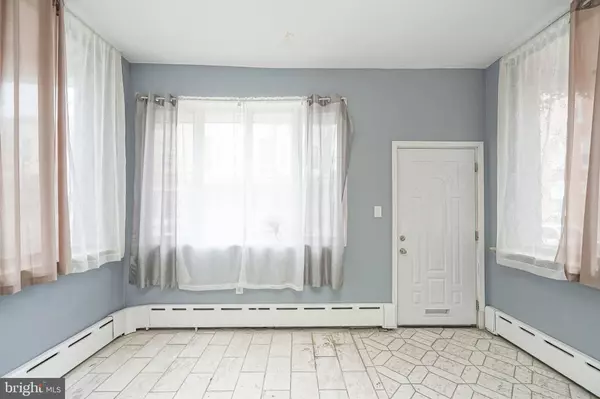 2022 E PACIFIC ST, Philadelphia, PA 19134